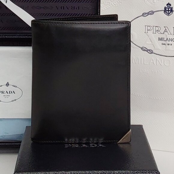 'PRADA' LEATHER WALLET COMPLETE GIFT SET BOX, DUST BAG, RIBBON & TISSUE - Picture 2 of 16